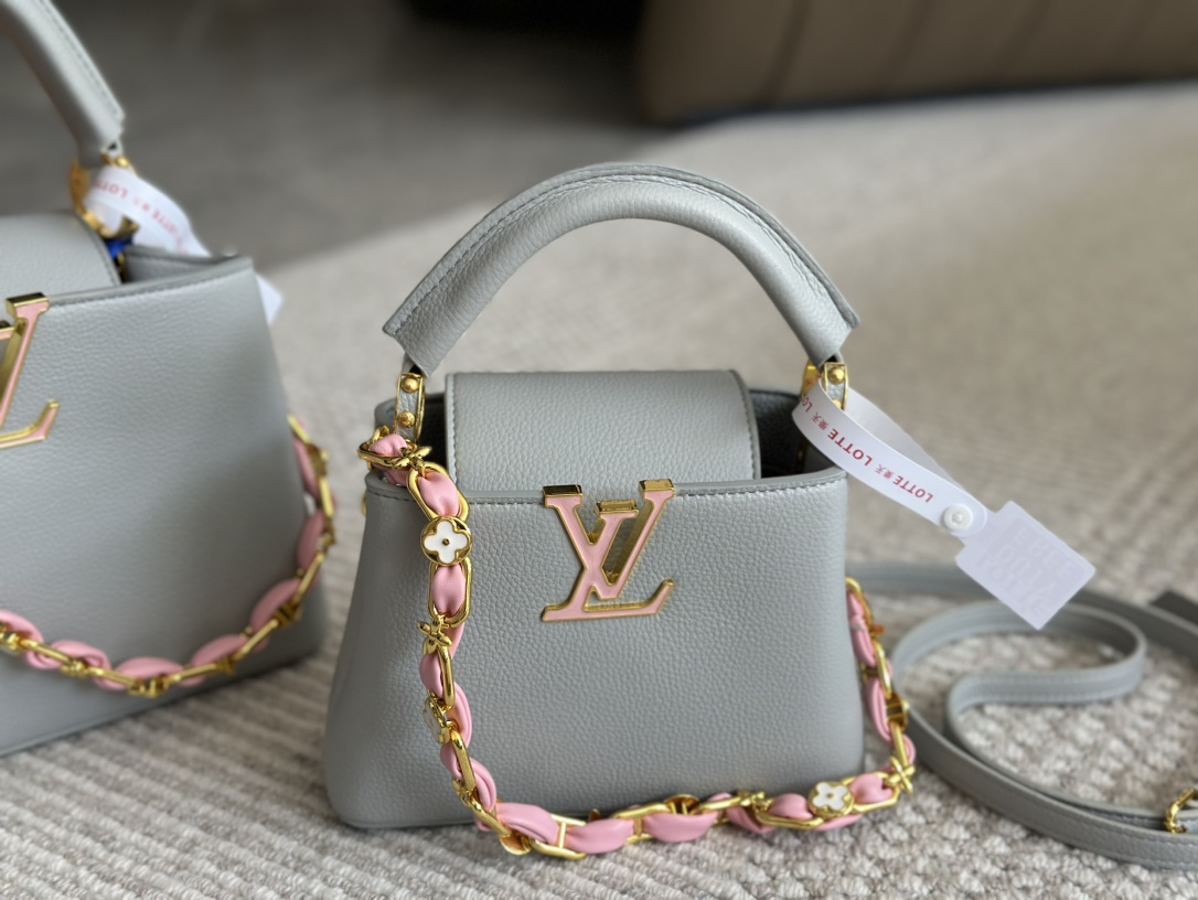 Louis Capucines monogram new arrival bag