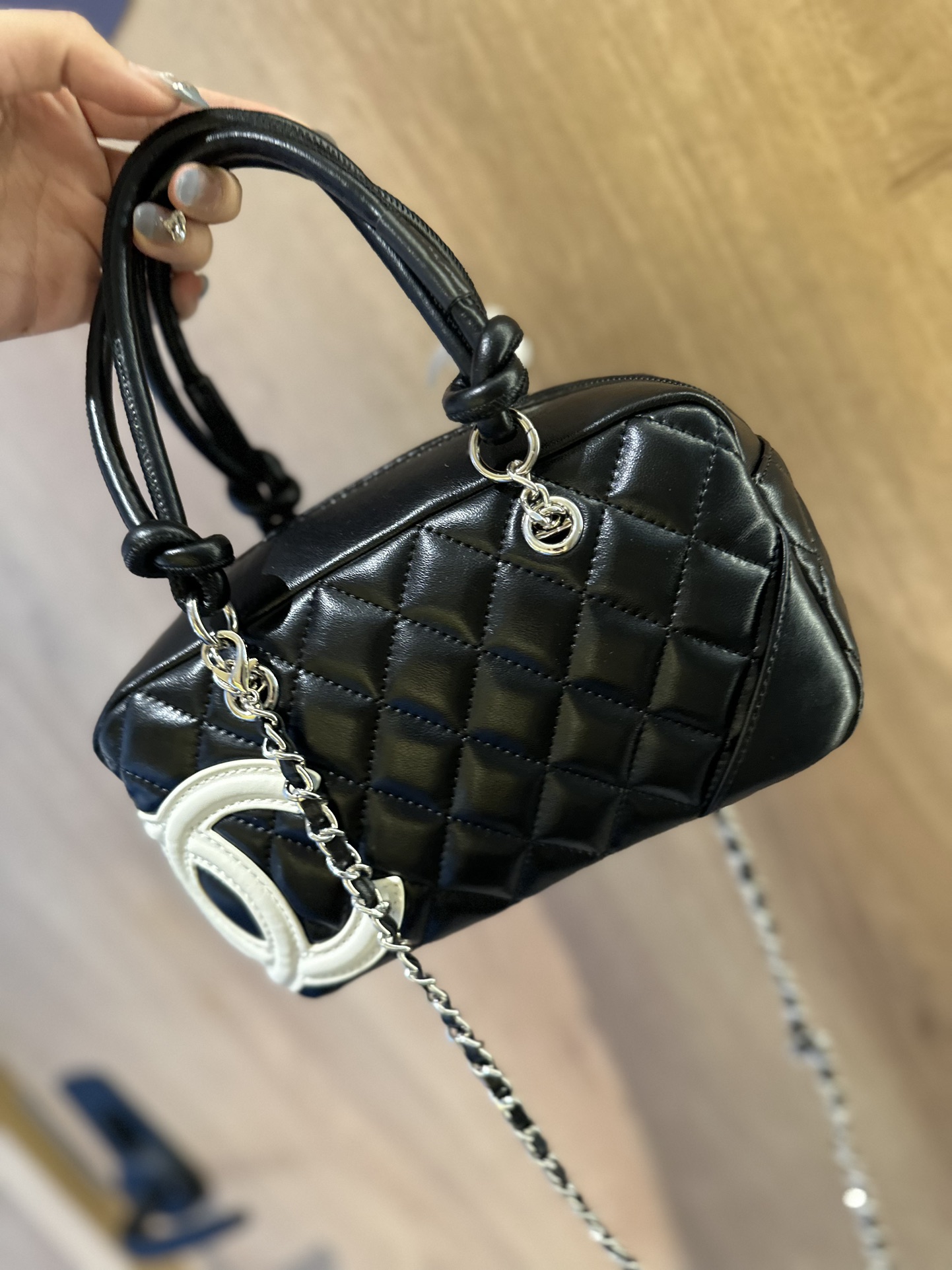 Cc new arrival camera bag size: 22 cm