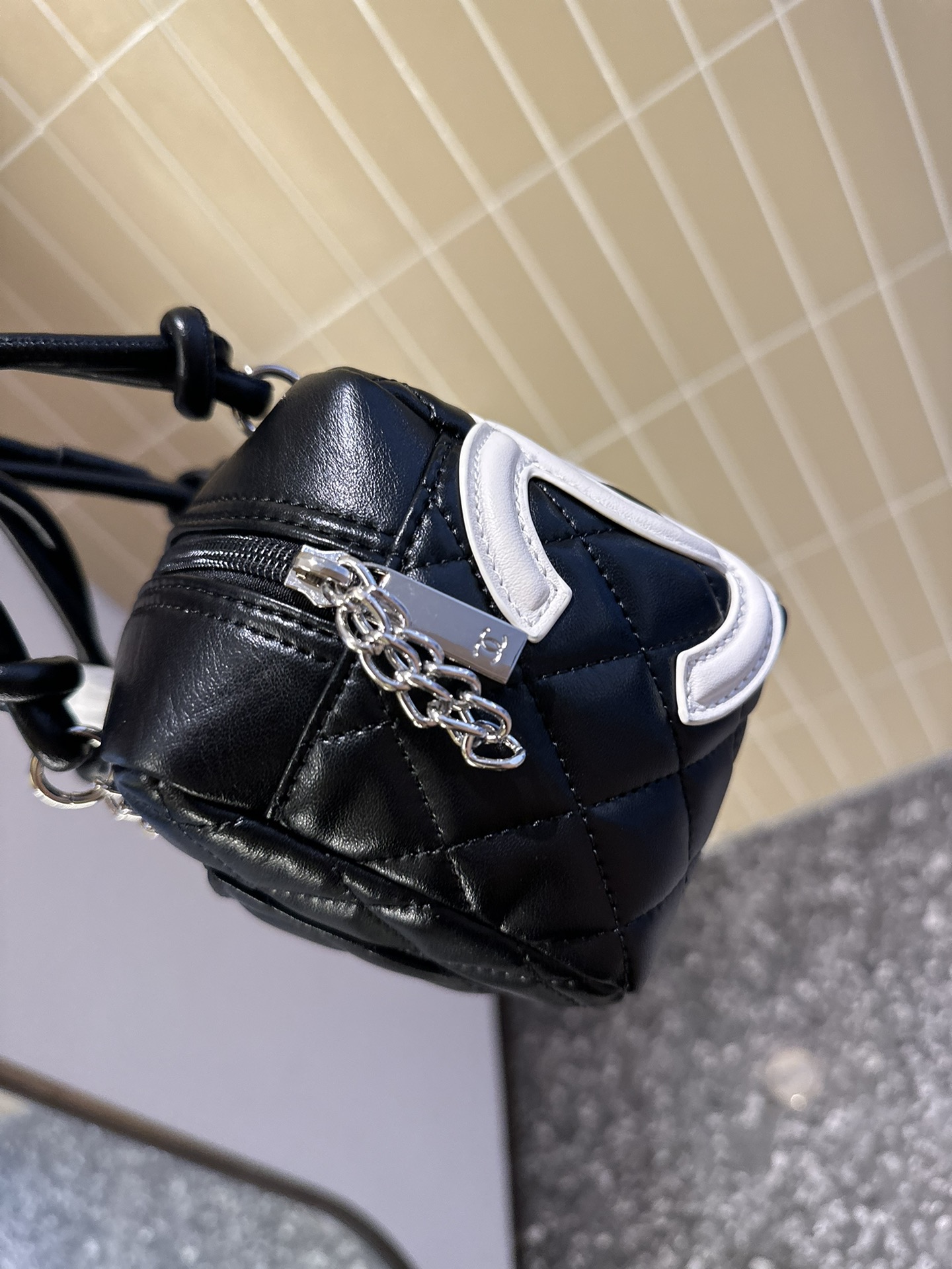 Cc new arrival camera bag size: 22 cm