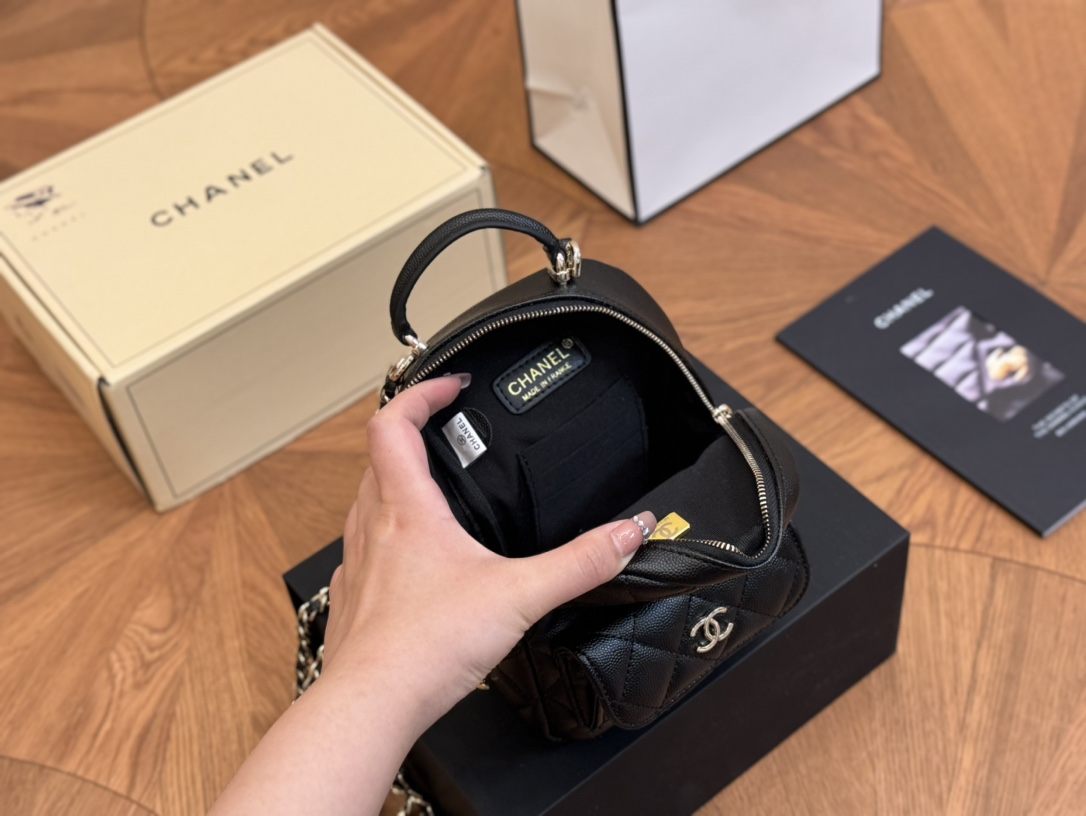 CC ?????????????? backpack size��18*13 cm