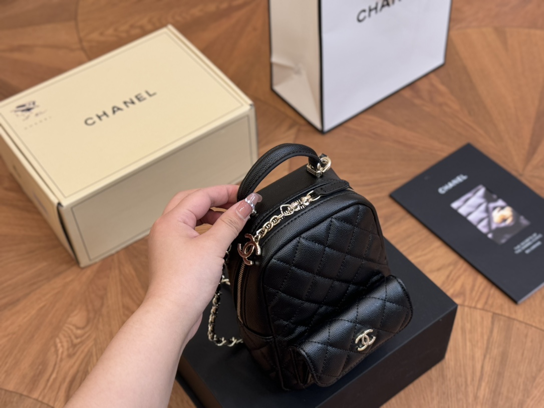 CC ?????????????? backpack size��18*13 cm