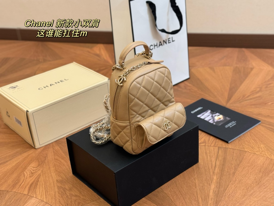 CC ?????????????? backpack size��18*13 cm