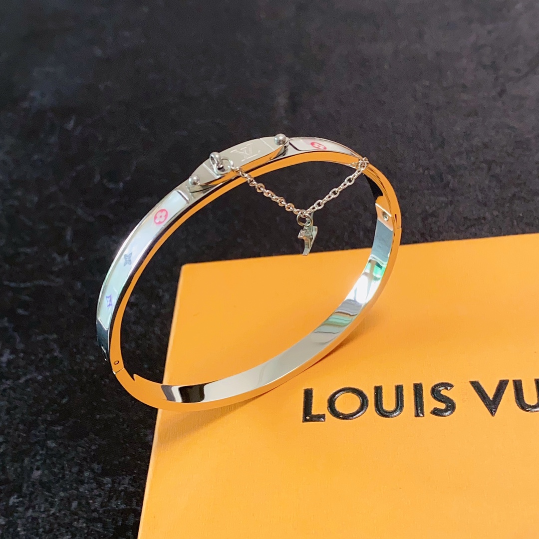 Lv New Arrival Bracelet 0015