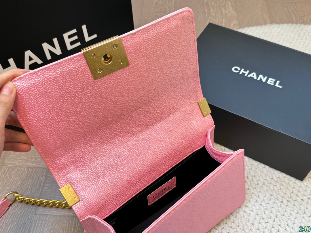 CC Leboy new arrival styles size: 25 * 14 cm