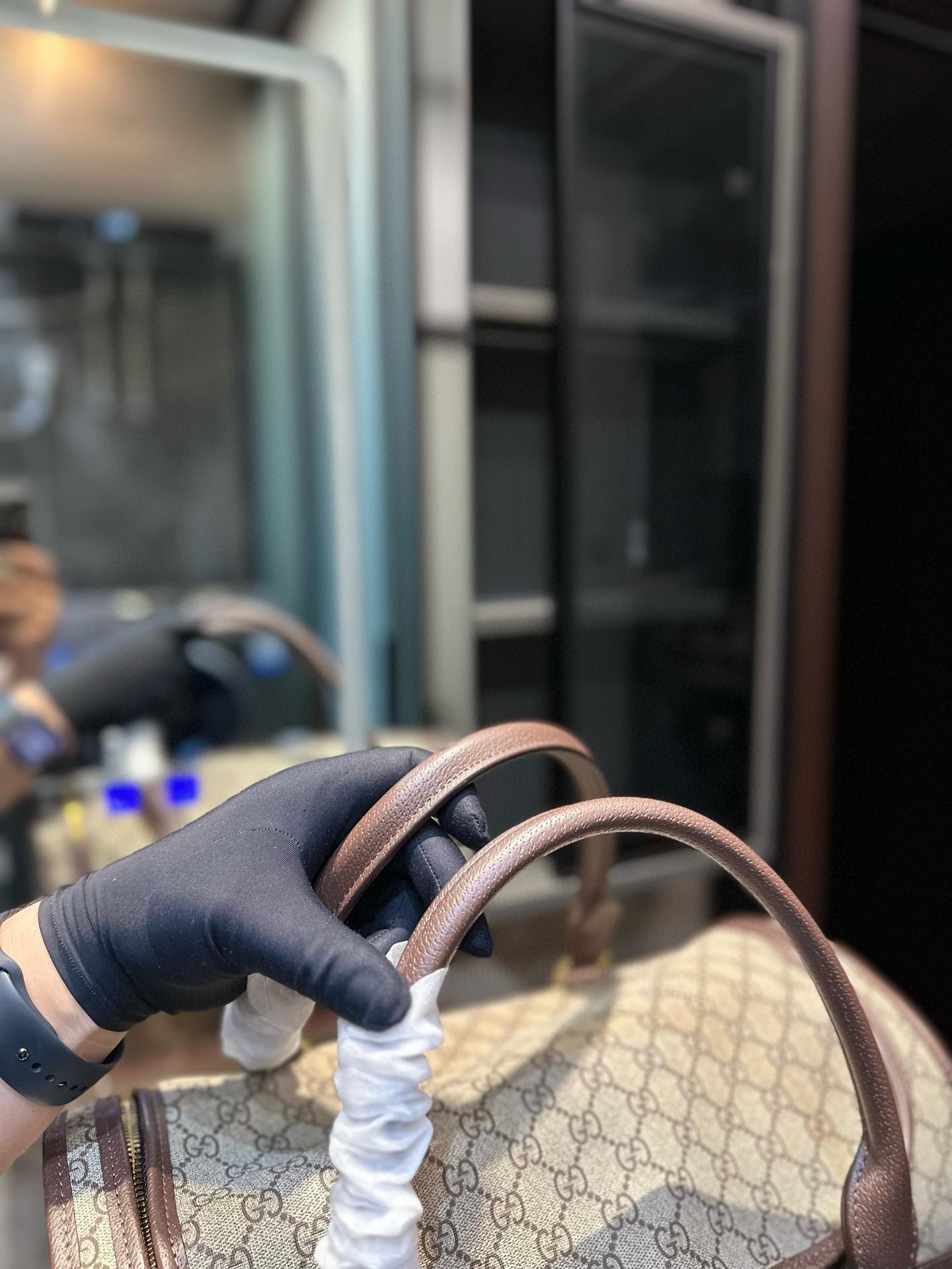 GG new arrival pet bags size: 39*20*32 cm