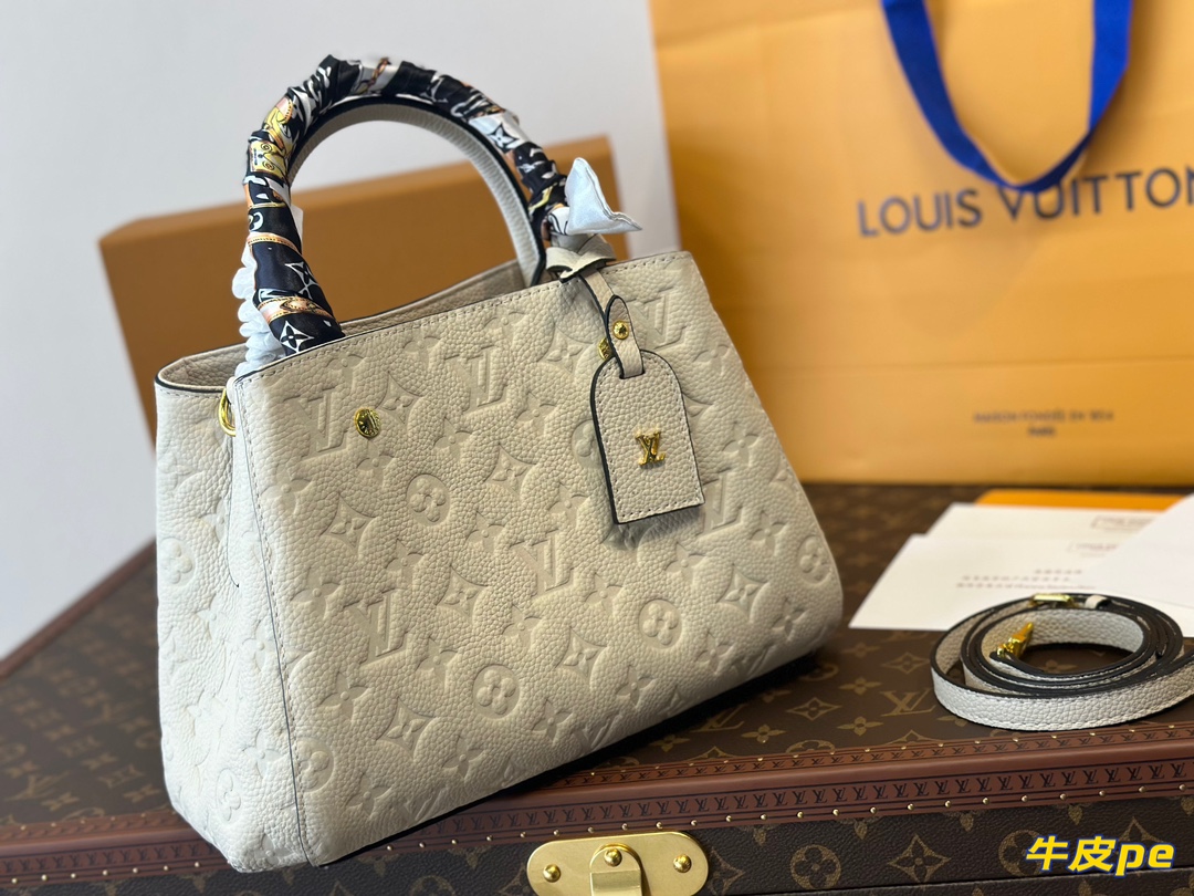 Louis 24s new arrival Montaigne bag size:  30*19cm