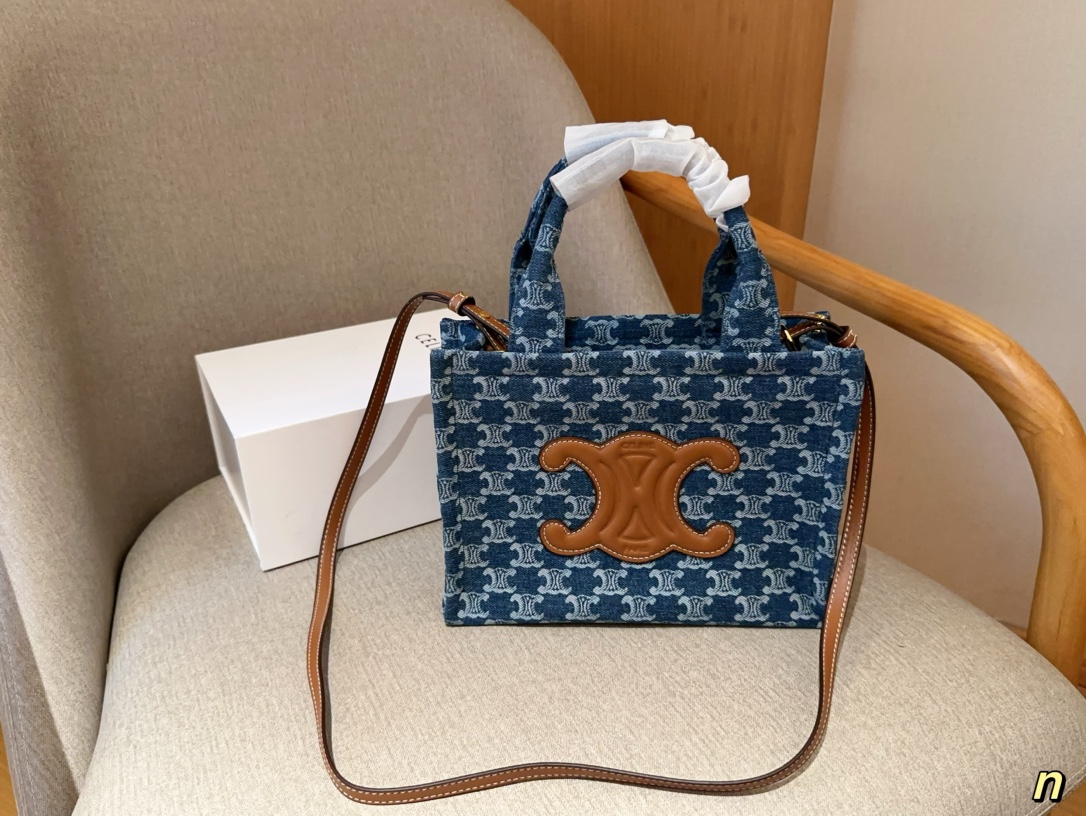 ce new arrival tote bag size: 24×18×9 cm