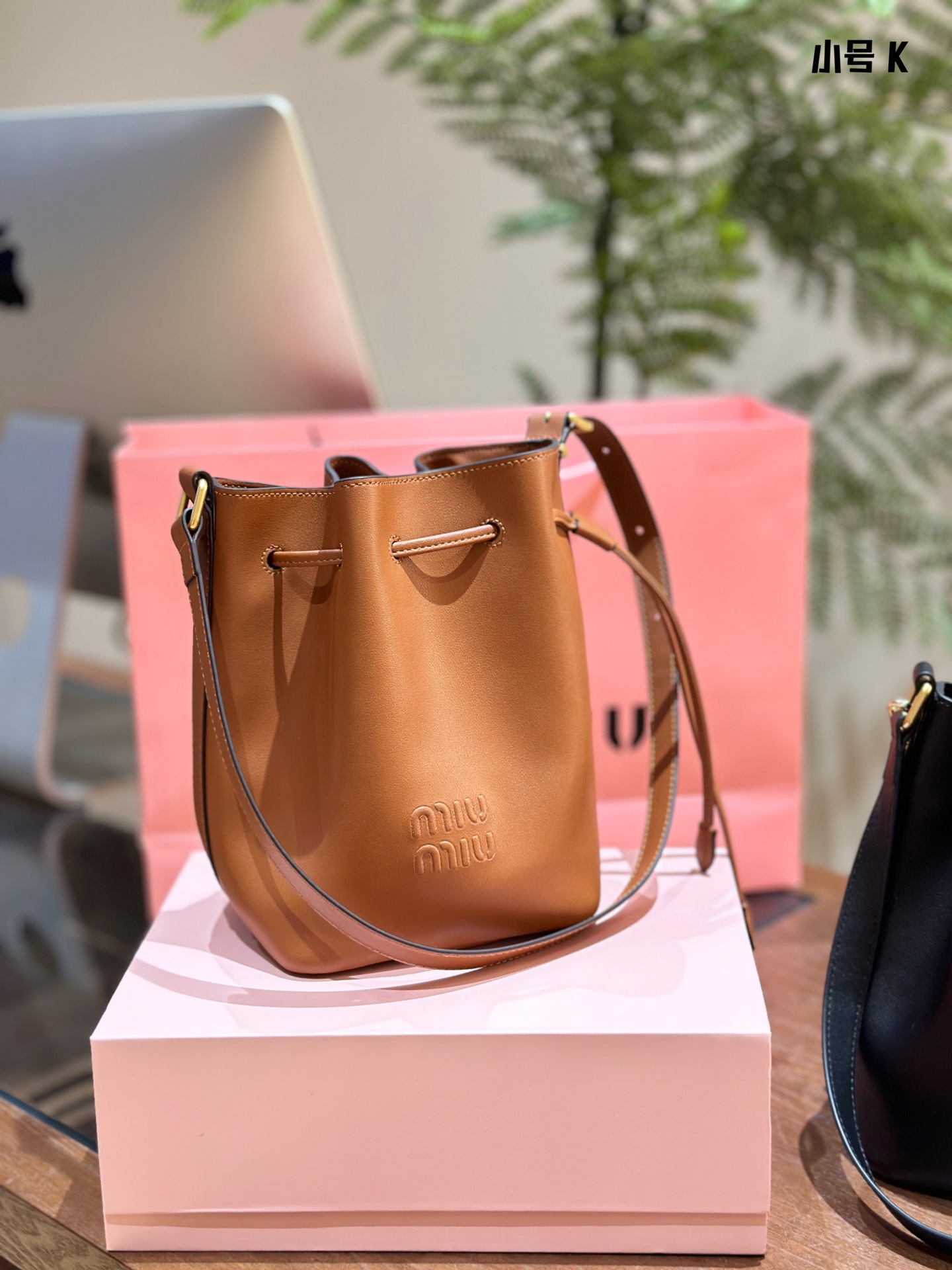 M M new arrival bucket bag size: 16×22 cm