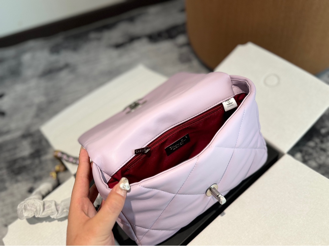 cc new arrival 19 bag size: 25 cm