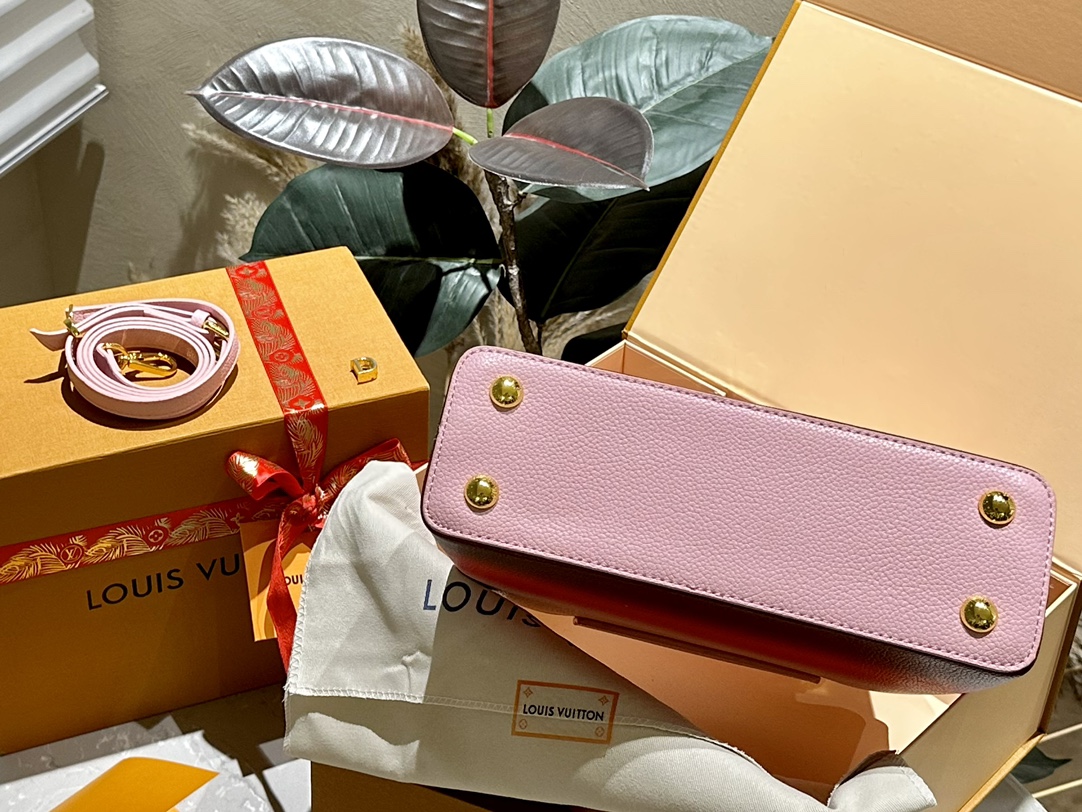 Louis new arrival Capucines bag size: 27cm