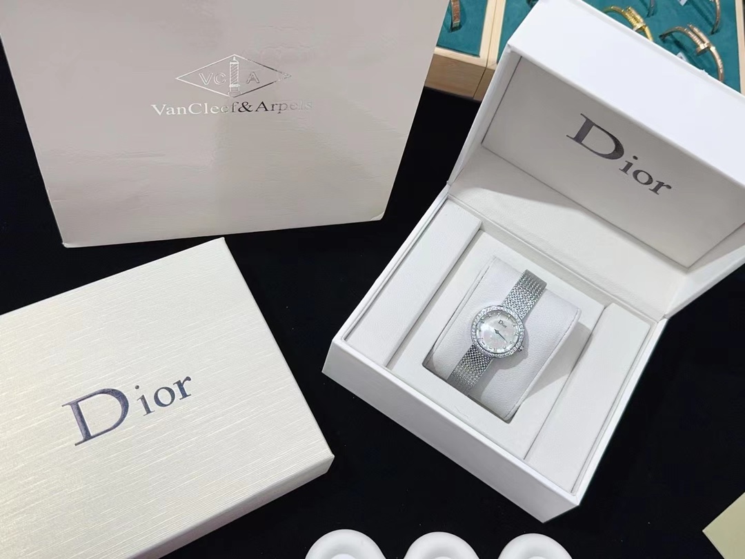 D La Mini D de Dior Satine women watch 30 mm