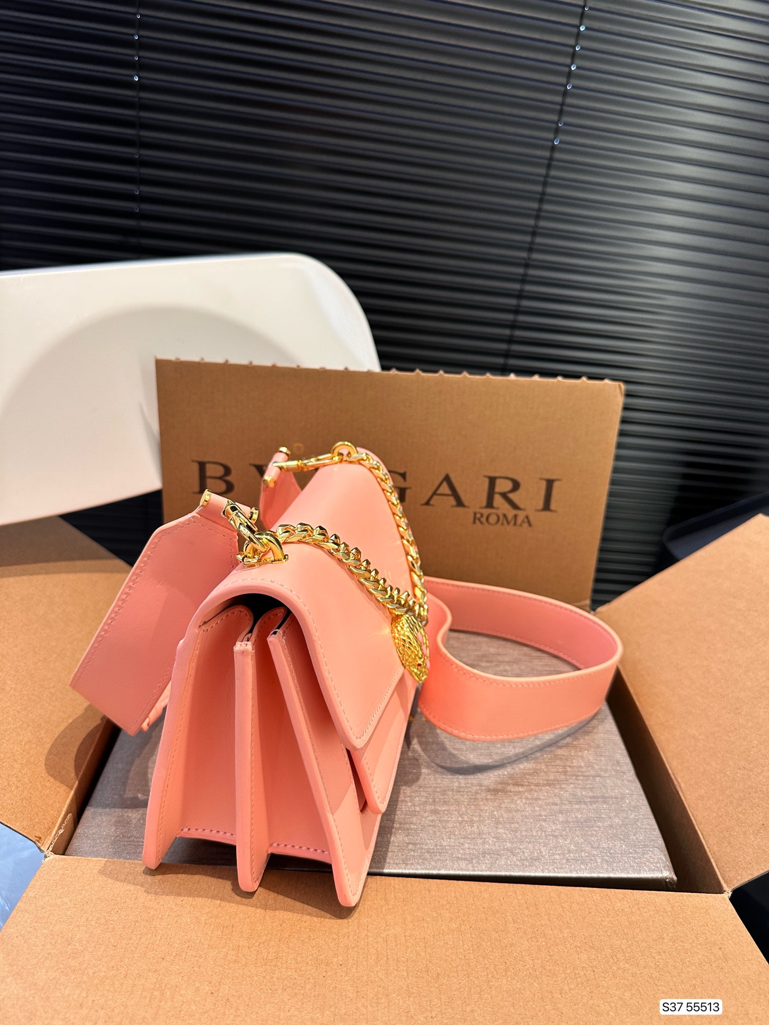 Bvl Serpenti Cabochon new arrival bag size:20 *15.5  cm