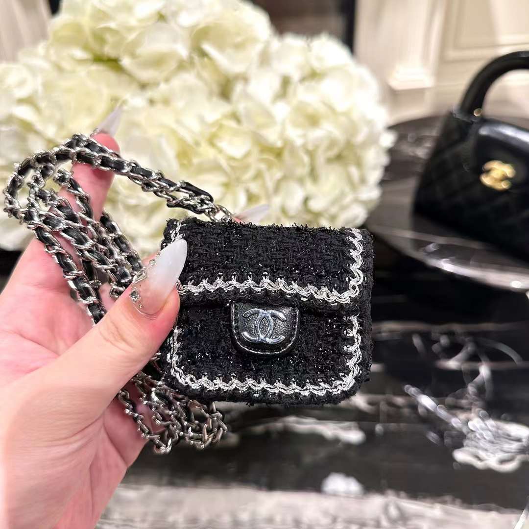 Cc nw arrival mini key chain purse