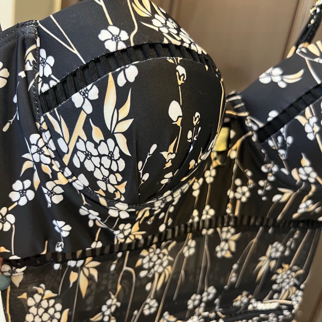 GG New Arrival Bikini Set 0007