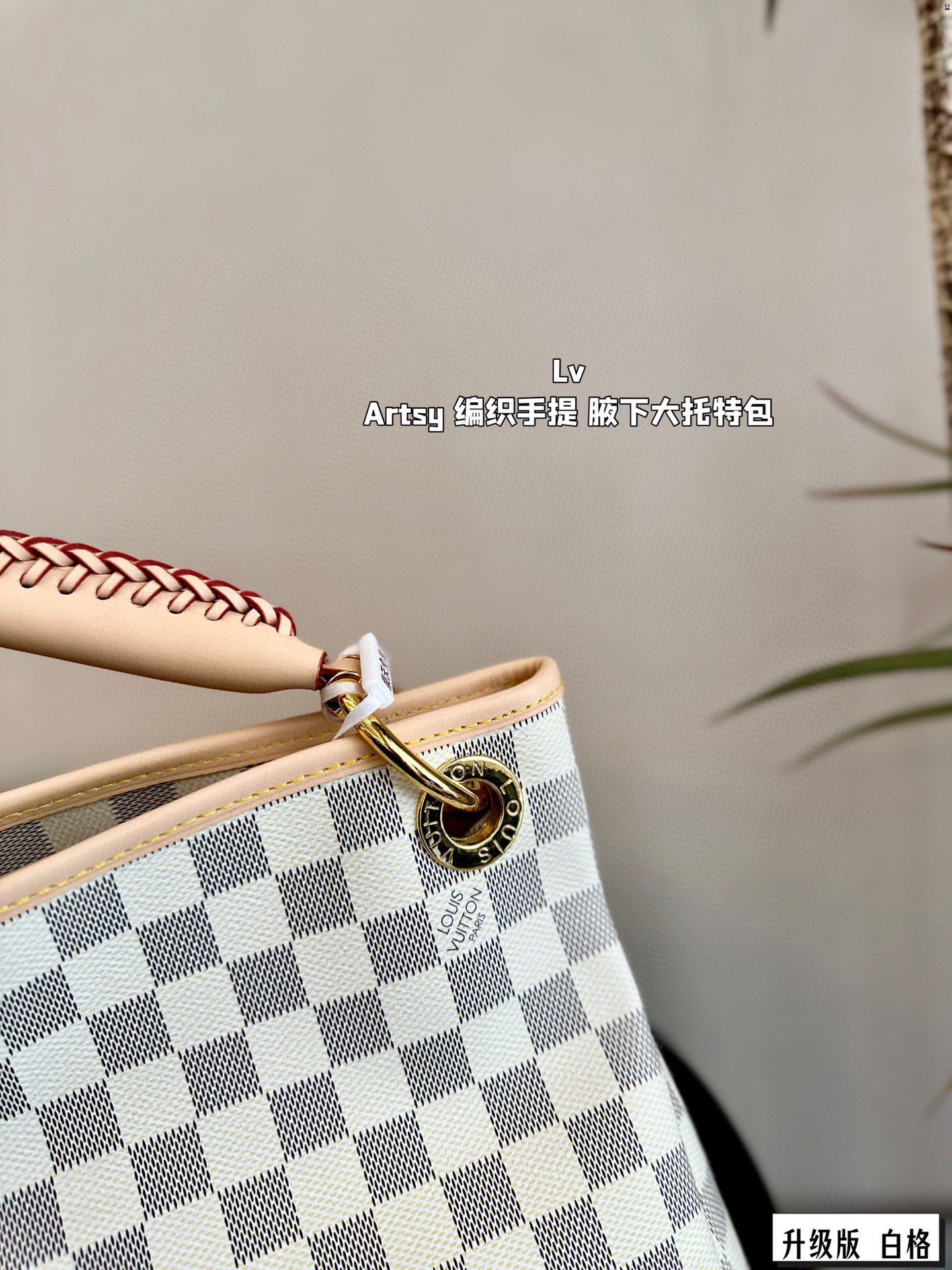 Louis new arrival Artsy tote bag size: 41x32x22cm