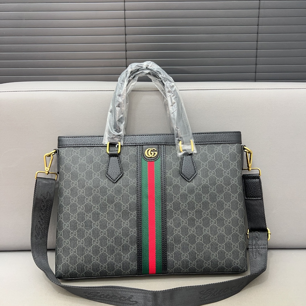 GG new arrival men and women handbag 02 size:  28 x 38 cm