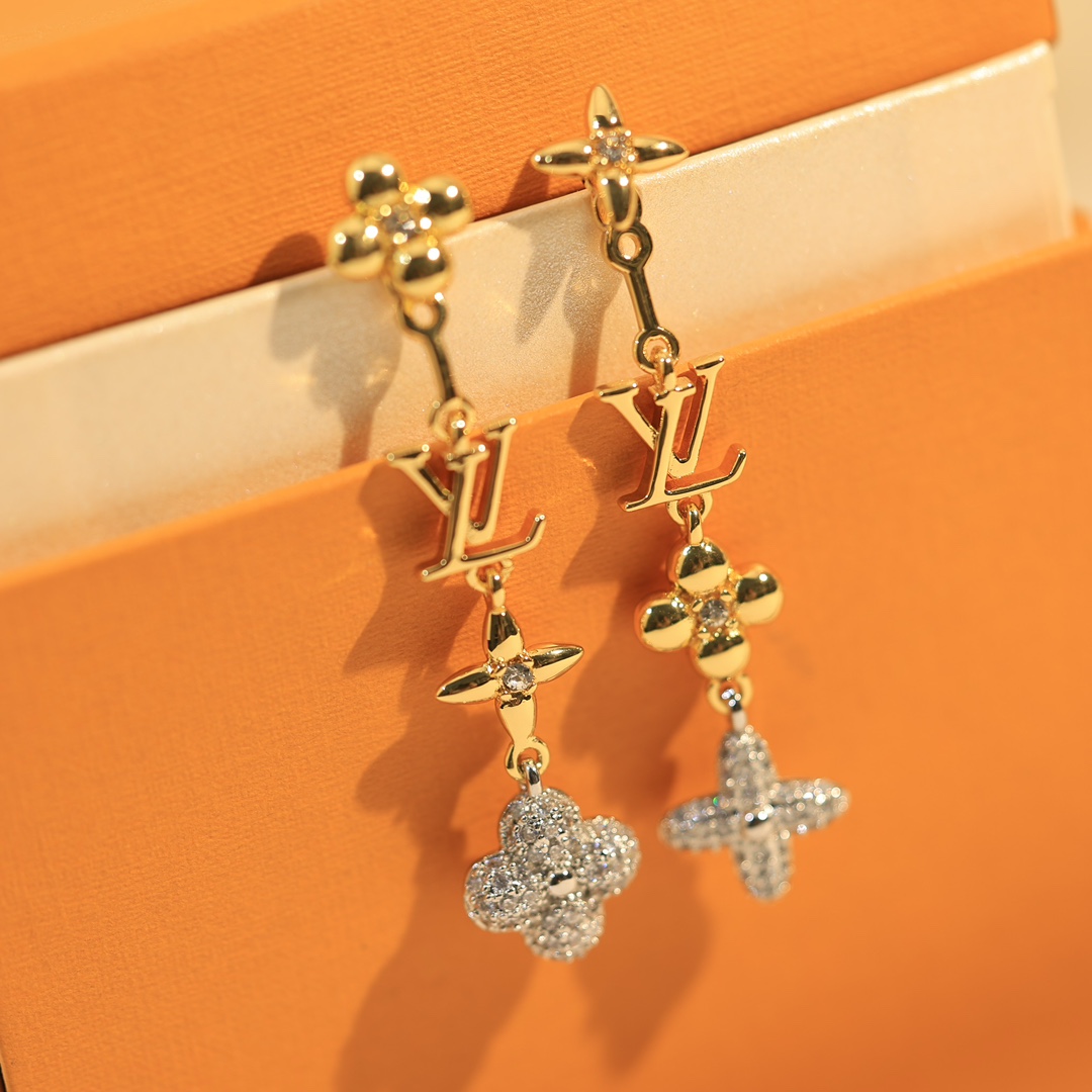 Lv New Arrival Earring 0001
