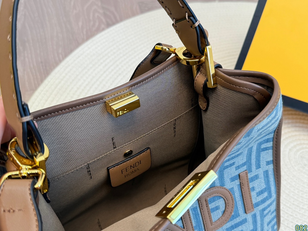 Fen new arrival tote bag size: 29 * 25 cm