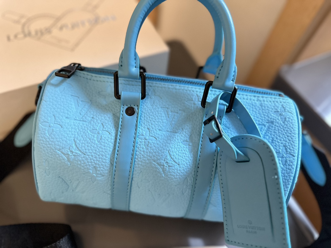 Louis new arrival keepall bag size:25 *12 cm