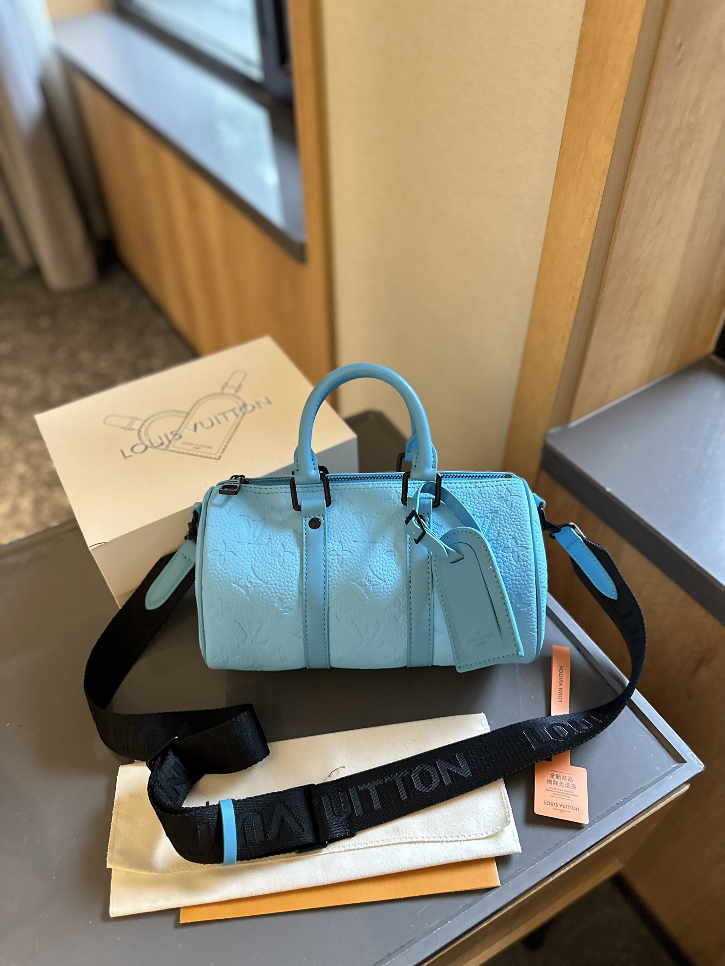 Louis new arrival keepall bag size:25 *12 cm