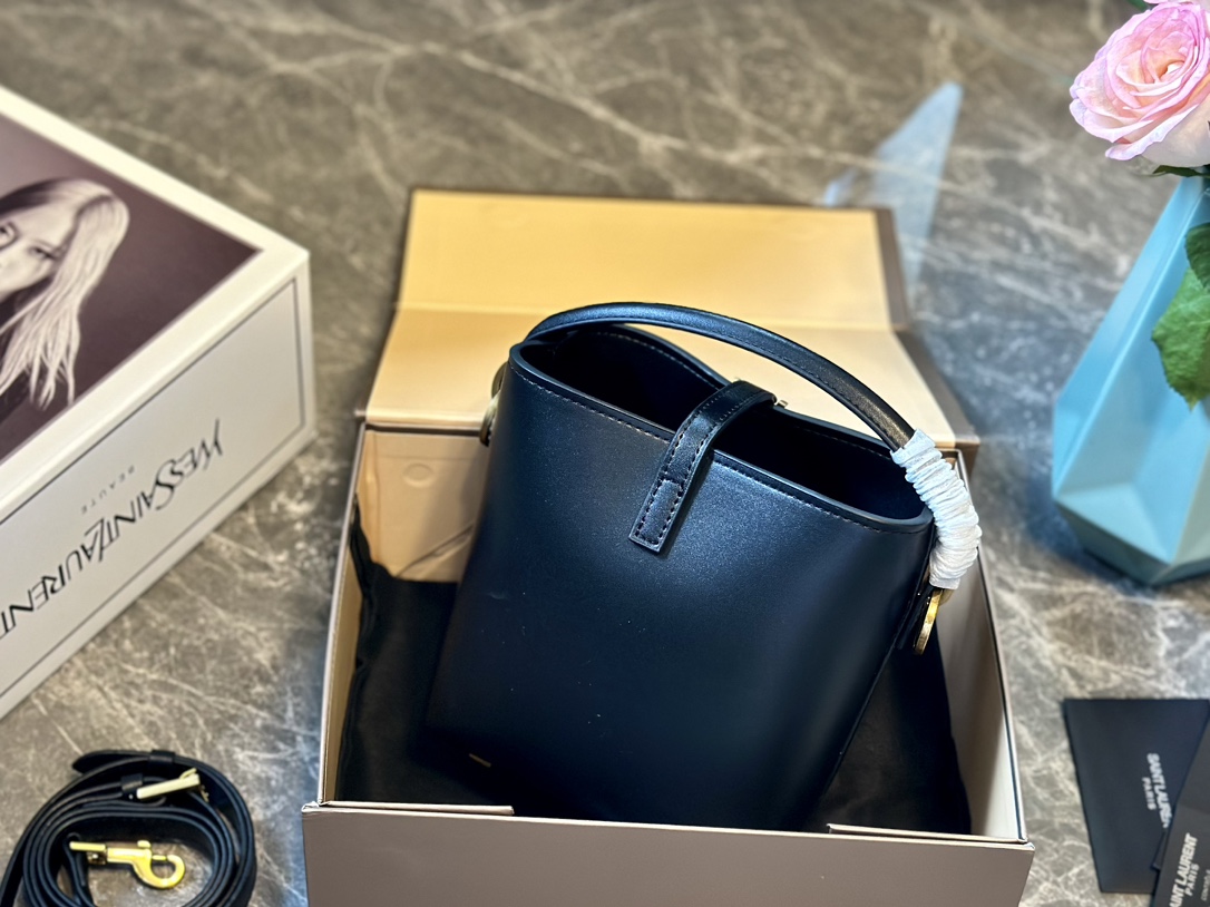 Y Le 37 Bucket MINI BAG SIZE: 13*15cm