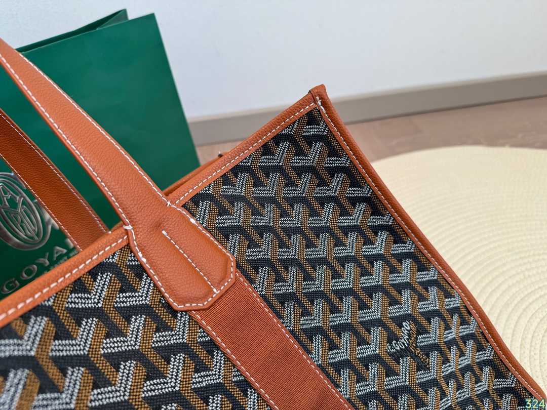 Goy new arrival tote bag size: 46 * 29 cm