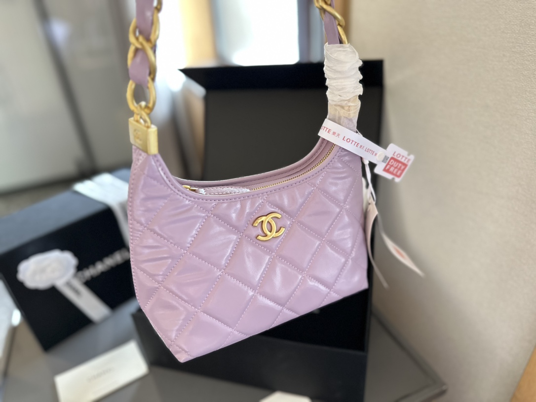 Cc new arrival 24 hobo bag size: 22cm