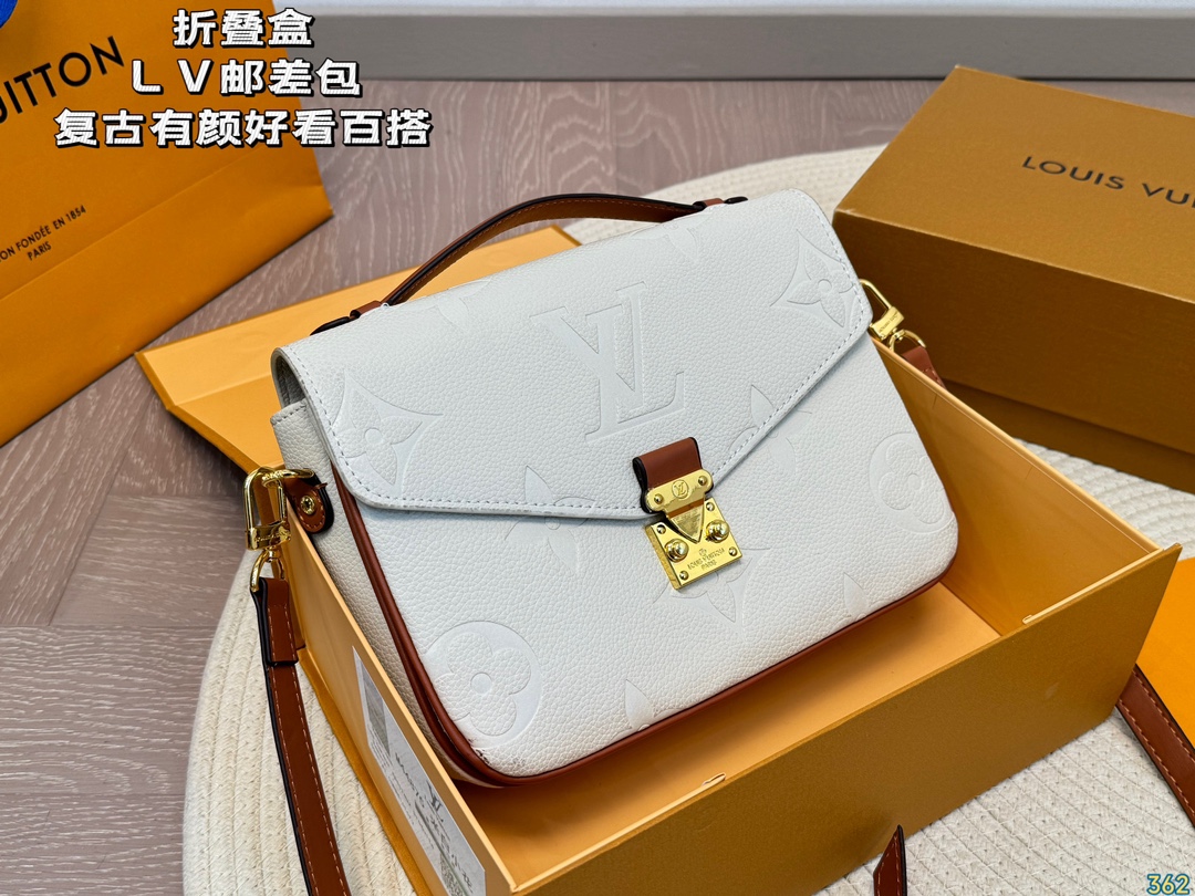 Louis 2024 new arrival Pochette bag size: 24 * 18 cm