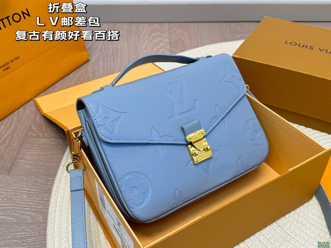 Louis 2024 new arrival Pochette bag size: 24 * 18 cm