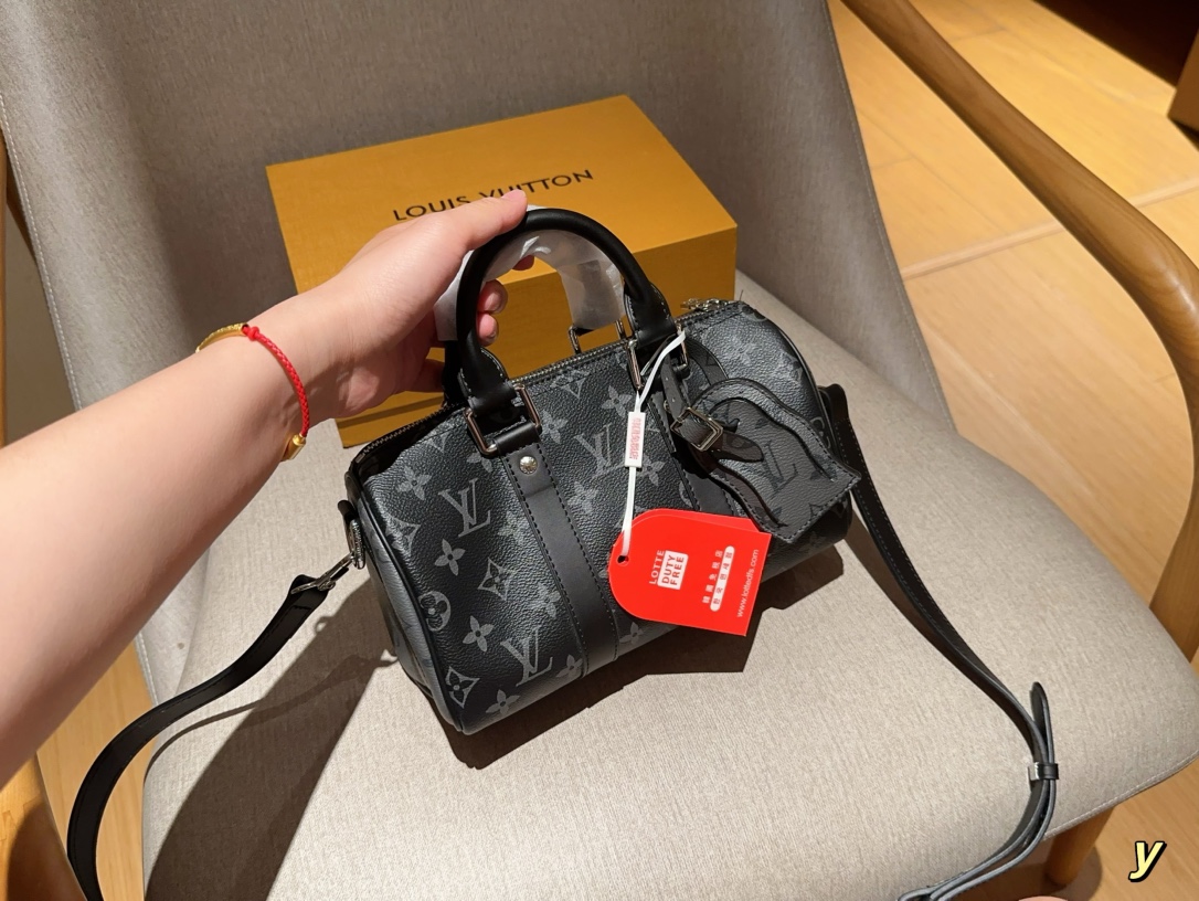 Louis keepall25 men and women bag size: 25��15��11 cm