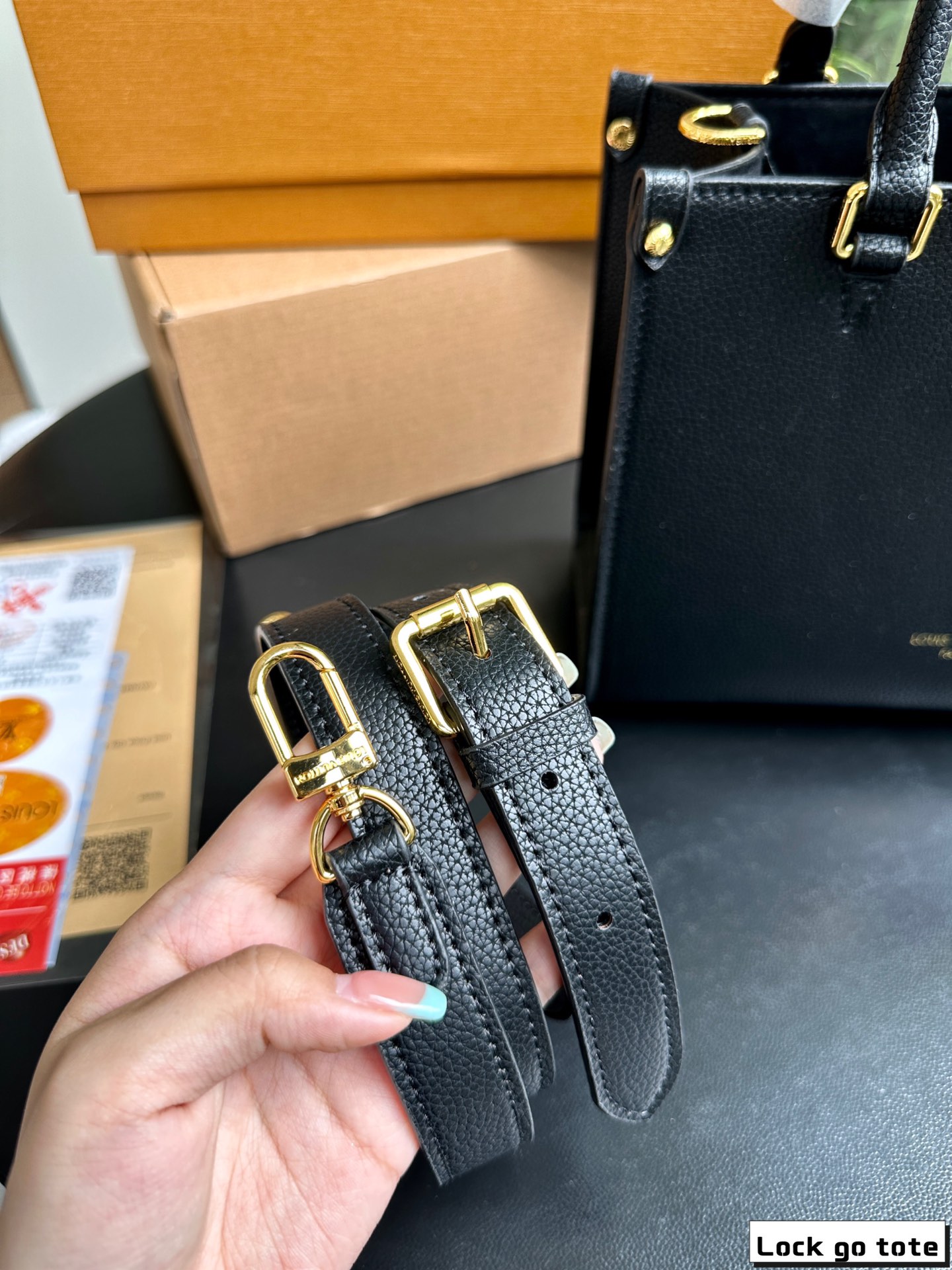louis new arrival lock&go tote bag size: 25*20 cm