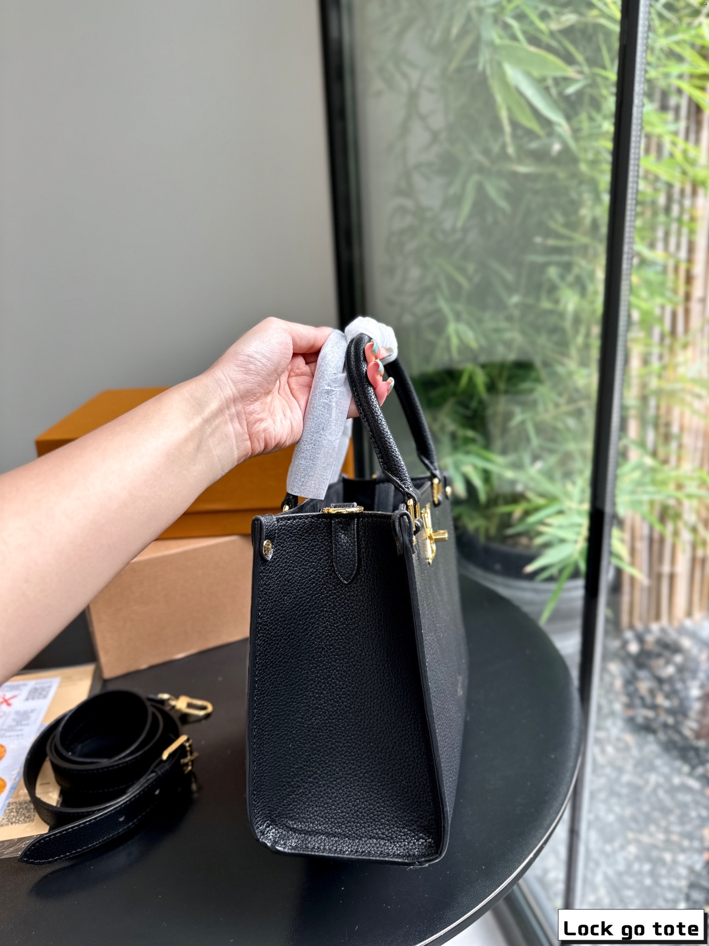 louis new arrival lock&go tote bag size: 25*20 cm