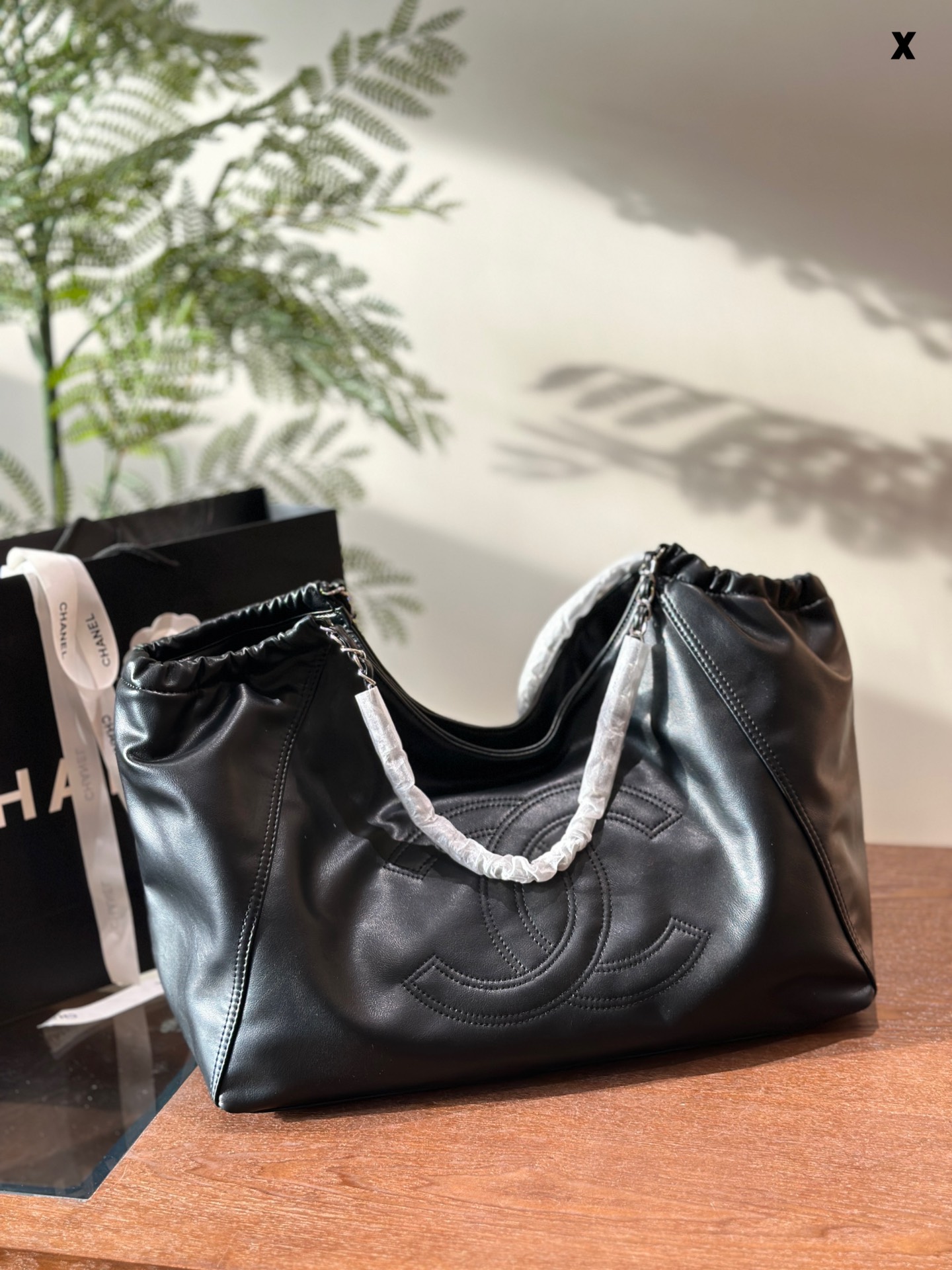 CC new arrival tote bag size: 43*30cm