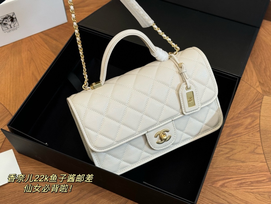 Cc new arrival 22k caviar leather size: 25*15cm