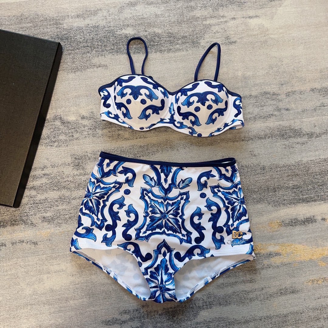 dg bikini set 001