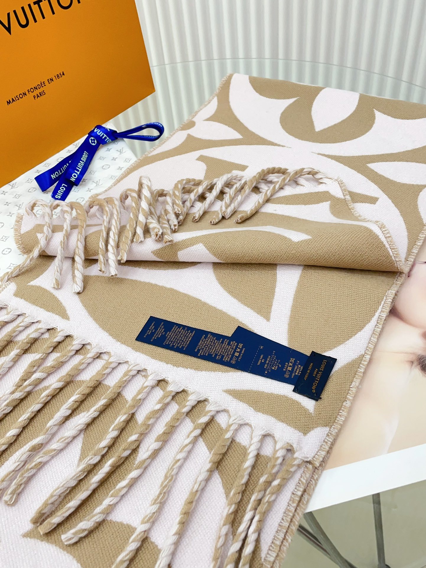 Louis new arrival scarf size: 200*30 cm 024