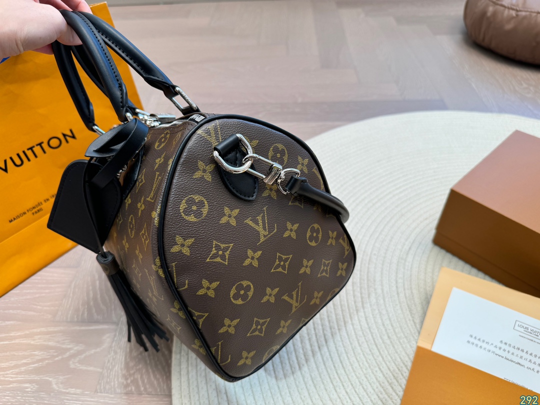 Louis new arrival speedy bag size: 30 * 21 cm