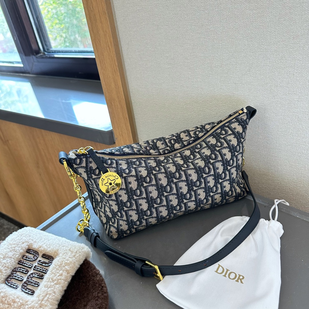 D new arrival hobo bag size:23 cm