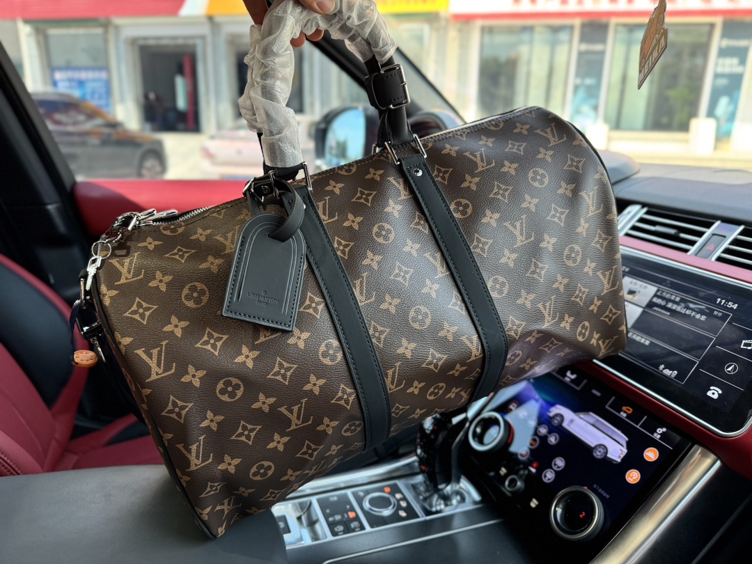 Louis new arrival keepall Bandouli��re bag size: 45x20x27cm