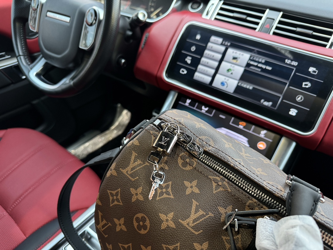 Louis new arrival keepall Bandouli��re bag size: 45x20x27cm