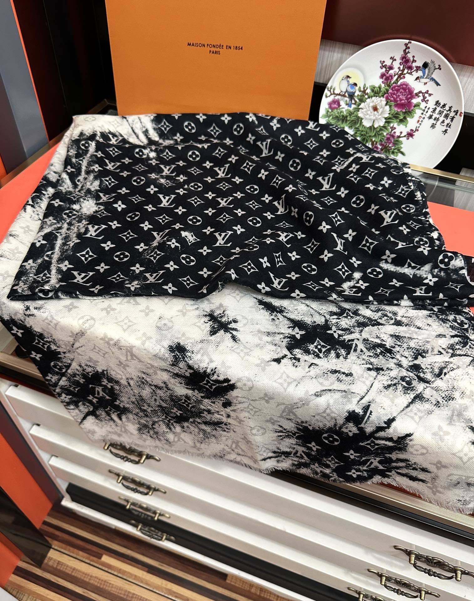 Louis new arrival scarf size: 100*200 cm 040