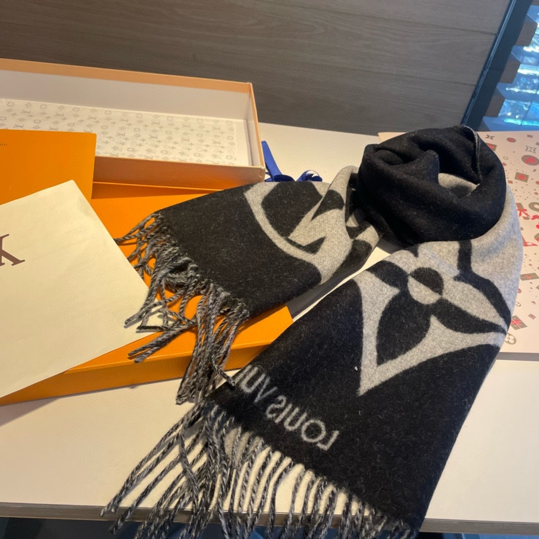 Louis new arrival scarf size: 192*32.5 cm 037