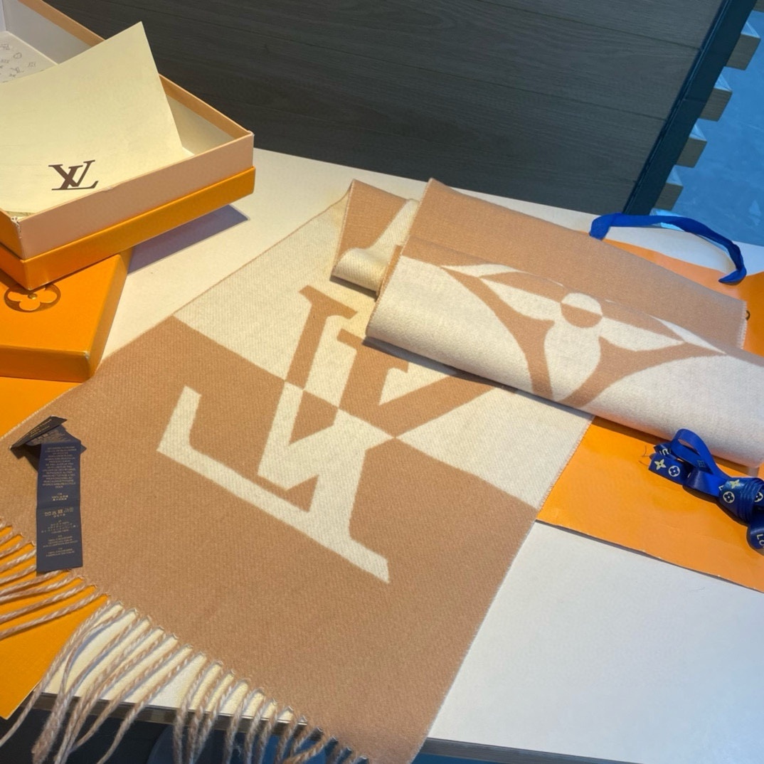 Louis new arrival scarf size: 192*32.5 cm 037