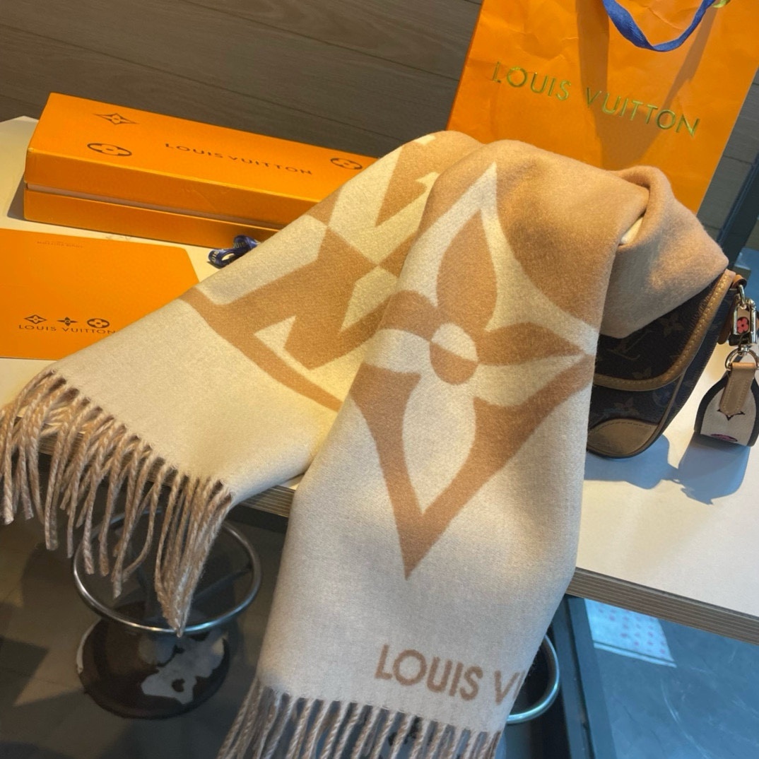 Louis new arrival scarf size: 192*32.5 cm 037