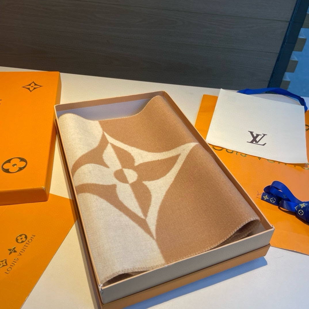 Louis new arrival scarf size: 192*32.5 cm 037