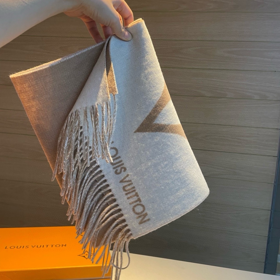 Louis new arrival scarf size: 192*32.5 cm 037