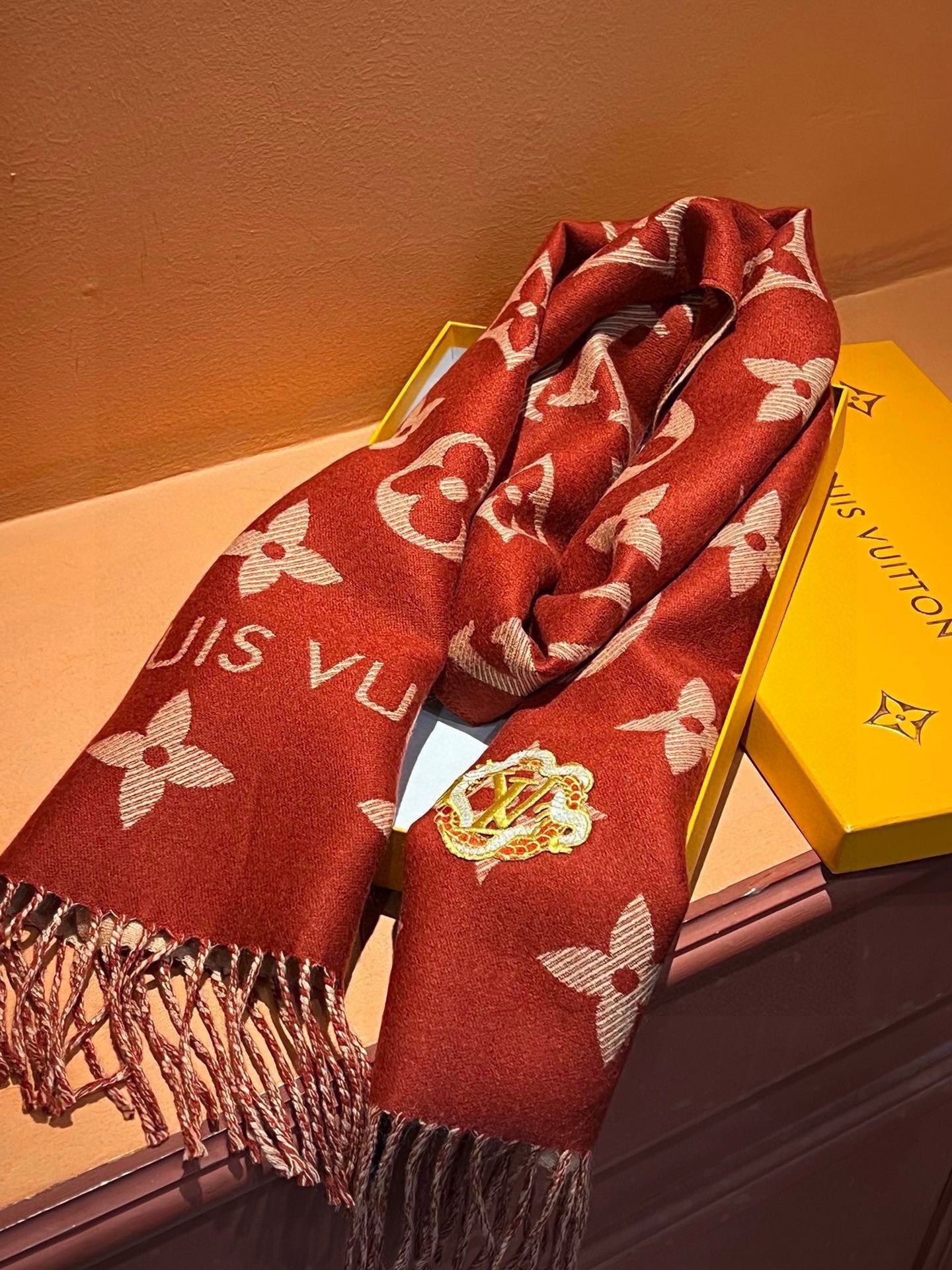 Louis new arrival scarf size: 186*34 cm 029