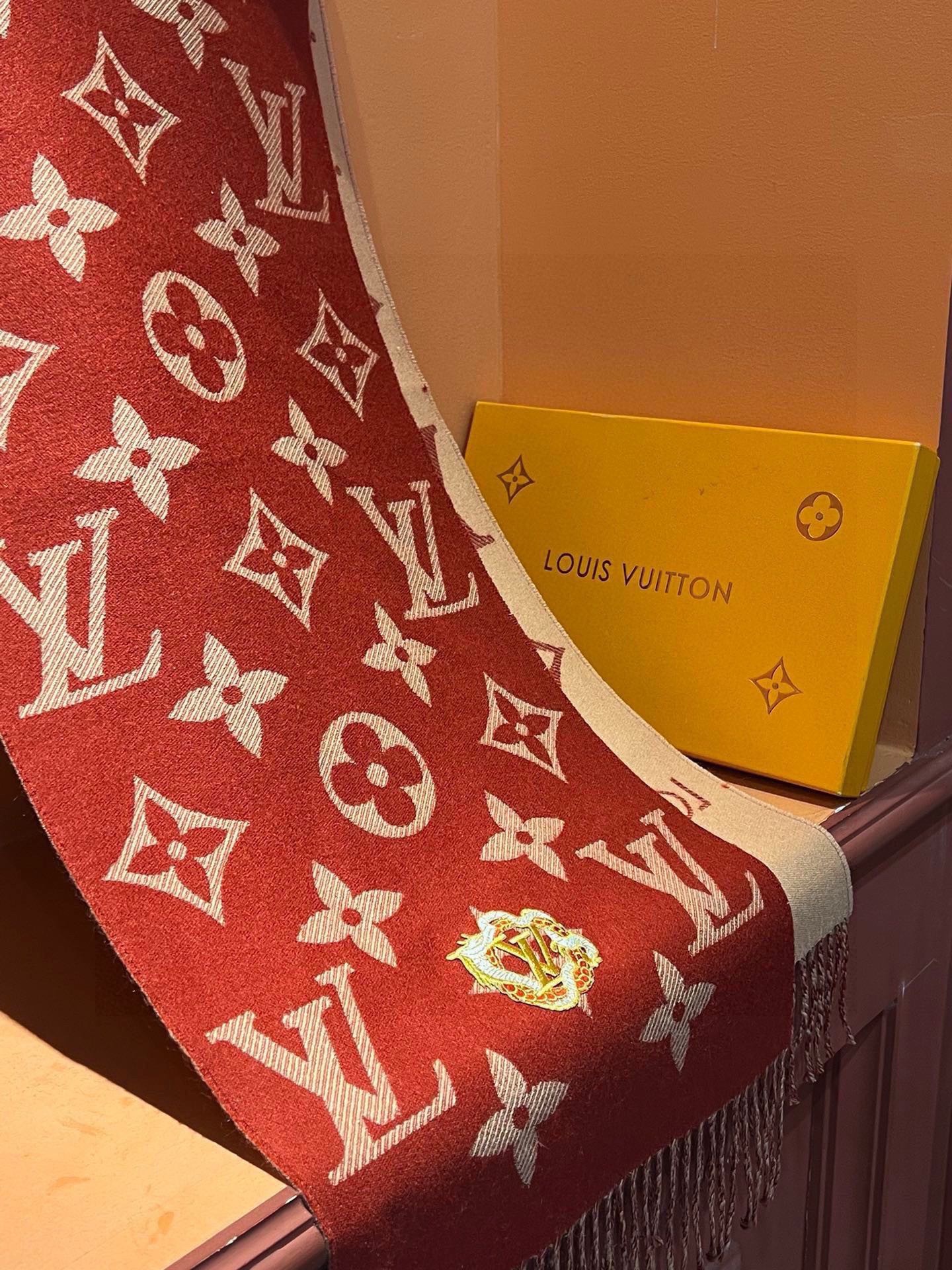 Louis new arrival scarf size: 186*34 cm 029