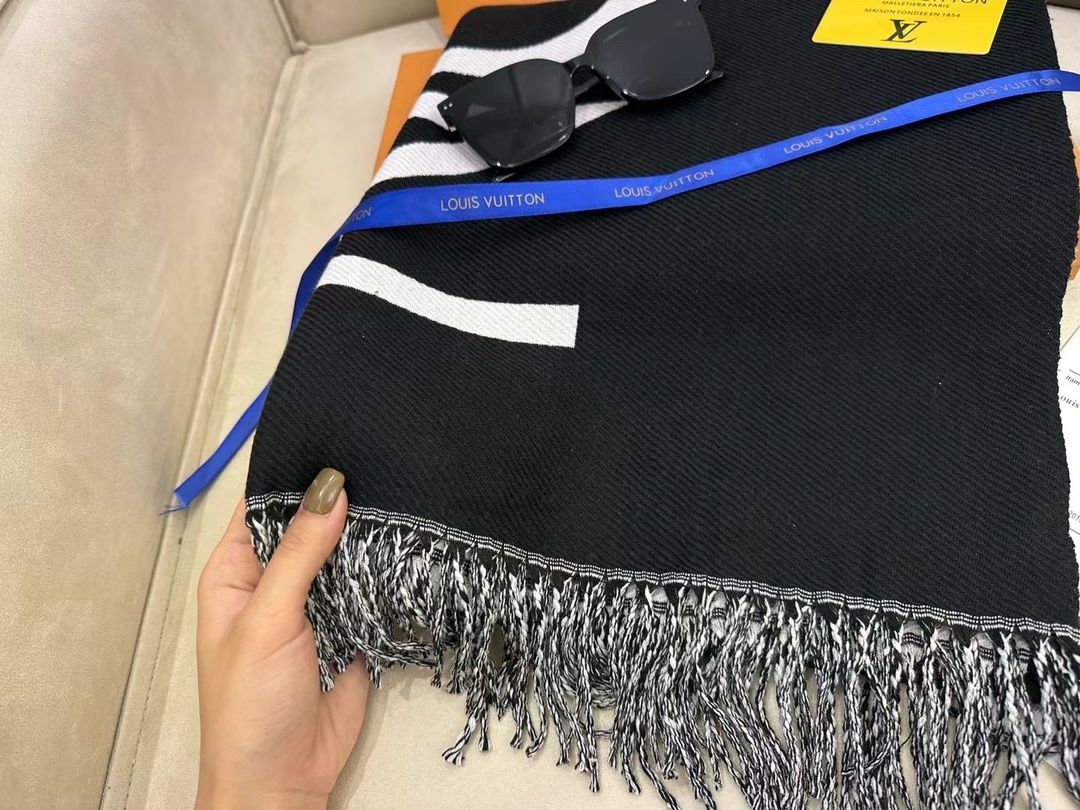 Louis new arrival scarf size: 180*65 cm 027