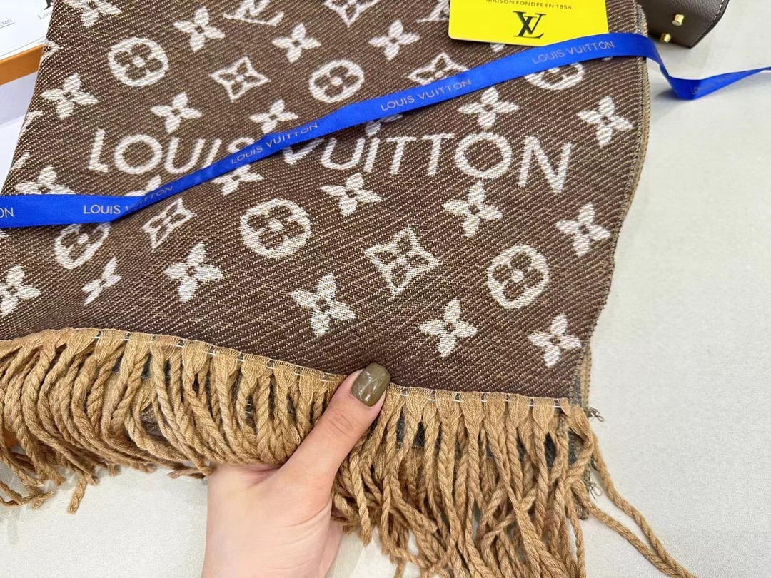 Louis new arrival scarf size: 180*65 cm 027